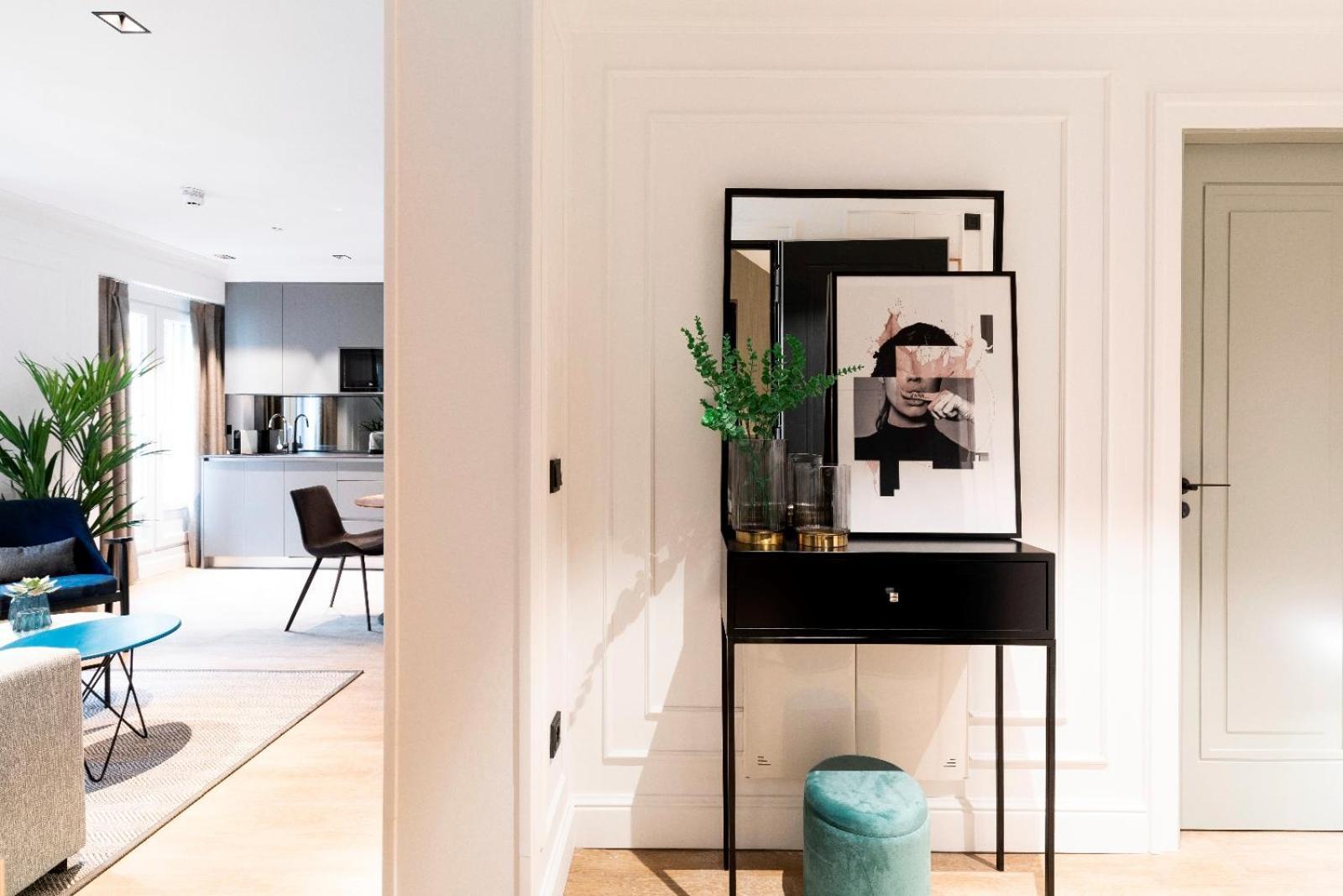 Edmond Vibes Puerta Del Sol Suites Μαδρίτη Εξωτερικό φωτογραφία